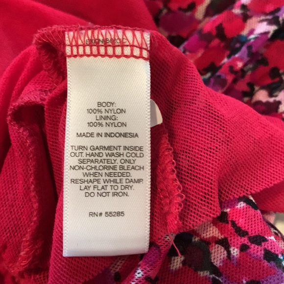 EXPRESS | One Shoulder Pink Floral Top - Picture 5 of 7